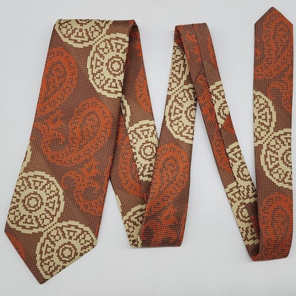 Necktie Paisley Geometric Orange Beige 1960s 70s 4" Wide 55" L VTG Retro Metcalf - Picture 1 of 5